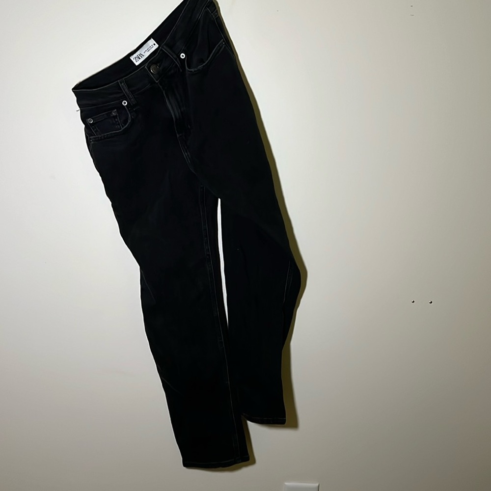 Zara boyfriend Jean. Stretchy.